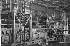 Travelling Table 26 Inch Mill Making Rounds Sections Structural Shapes [MA-4-30-1945]