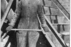 Pot Tender c1918 [MM-3-15-2007]